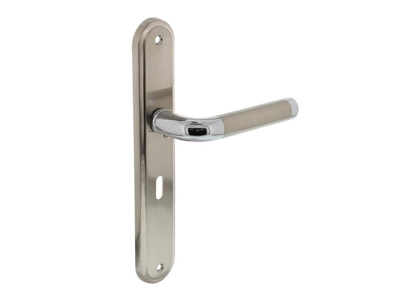Intersteel Deurkruk Agatha op schild SL56 mm chroom