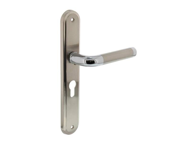 Intersteel Deurkruk Agatha op schild PC55 mm chroom