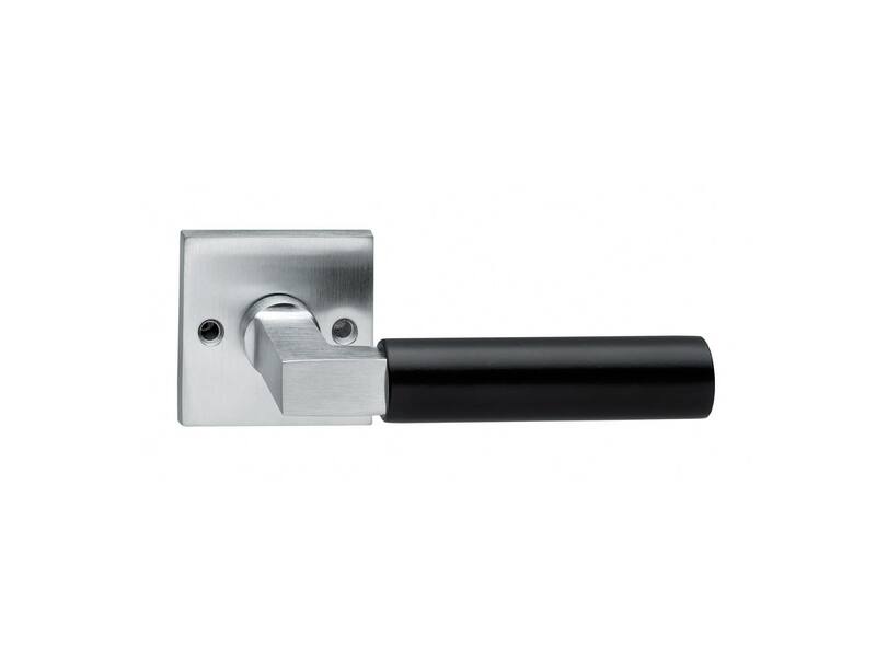 Intersteel Deurkruk Bau-stil op vierkant rozet chroom mat/mat zwart