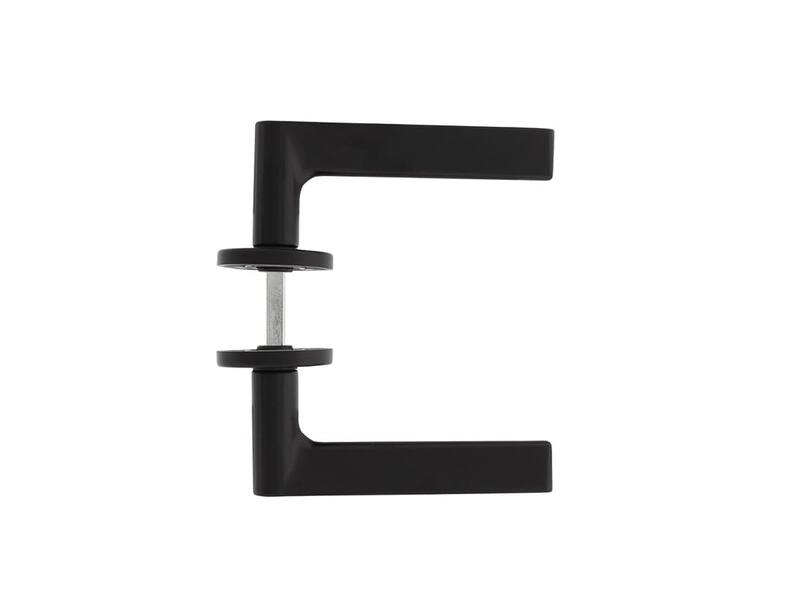 Intersteel Deurkruk Tiga met rozet 49x7 mm mat zwart
