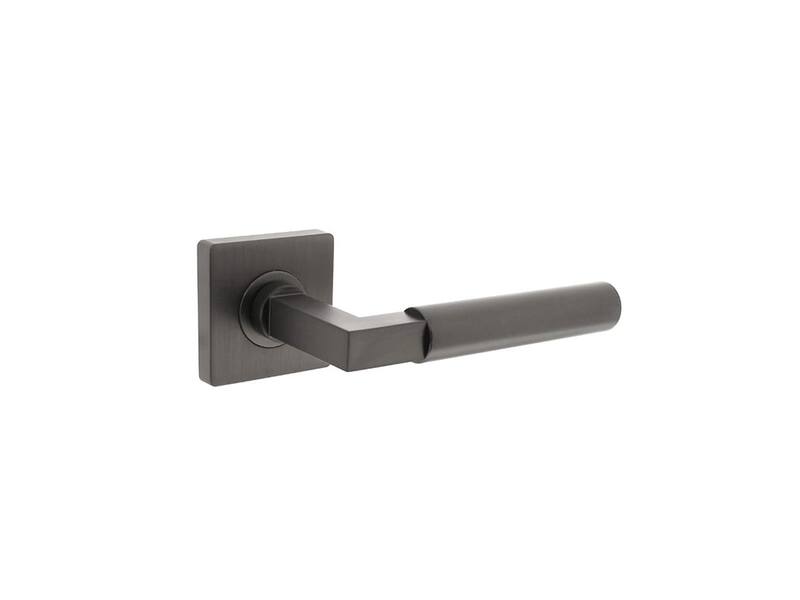 Intersteel Deurkruk Bau-Stil op vierkante rozet 55x55x10 mm antracietgrijs