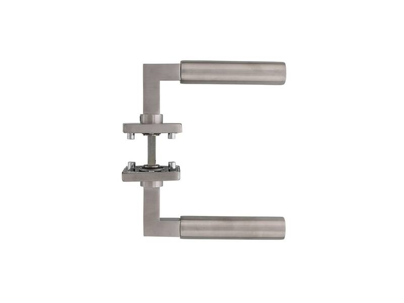 Intersteel Deurkruk Bau-stil op vierkant rozet rvs geborsteld