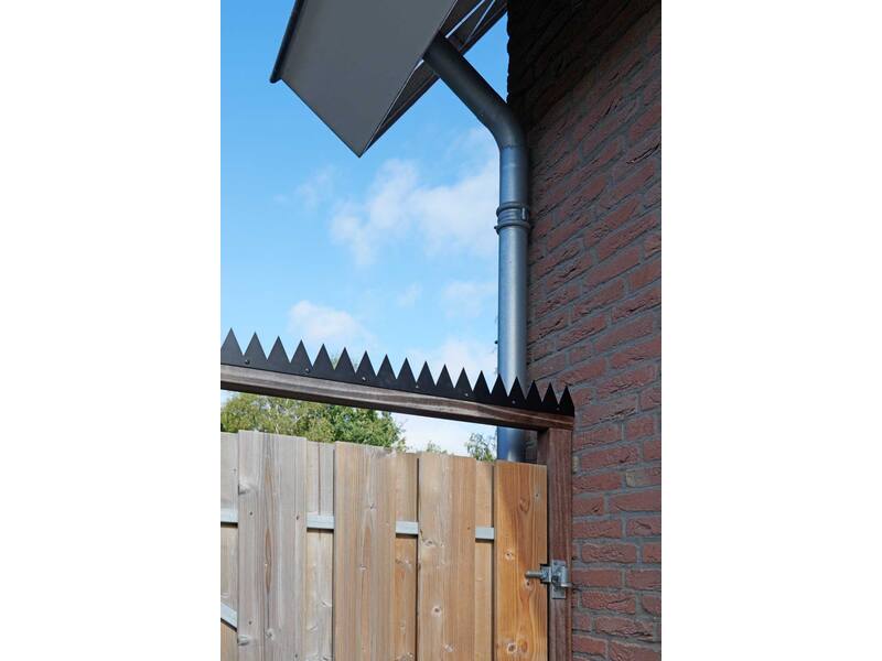 SecuMax Anti-klimstrip  Zwart (Staal Blackline), 100cm - plat (2st)