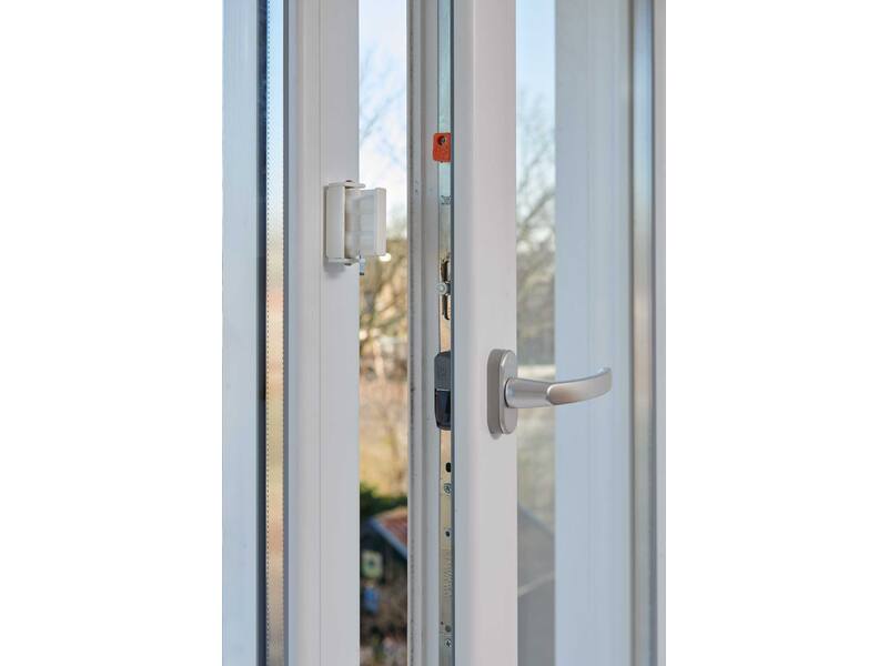 SecuMax Draaikiepraam grendel 840 Wit