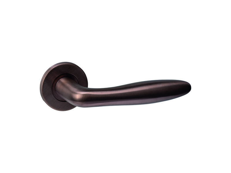 Intersteel Deurkruk Q 03 op rozet verdekt rond 52x6mm PVD brons