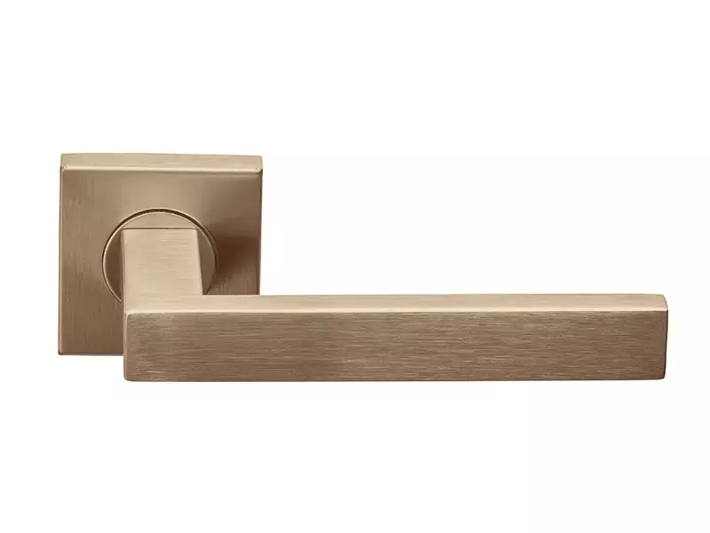 Gatdeel rechts PVD licht brons Basics BSQ2-G geveerd op rozet