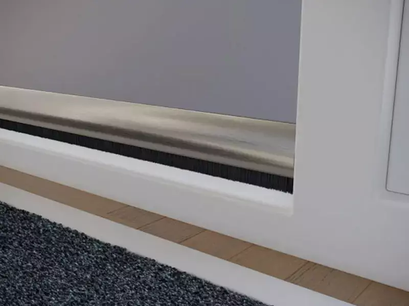 Deurtochtstrip Deco, Aluminium met RVS afdekkap