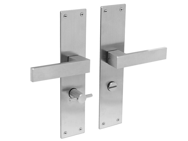 Intersteel Deurkruk RVS Amsterdam op schild 250x55x2mm WC63 8mm stift