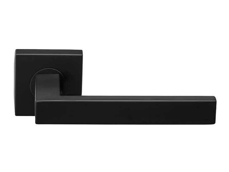 Deurklink Zwart Siena 135mm op vierkante verende rozet