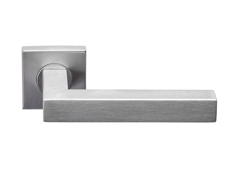 Deurklink RVS Napels 135mm op vierkante verende rozet