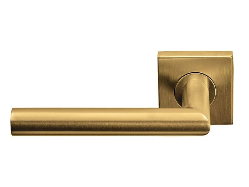 Deurklink Mat goud PVD Palermo 135mm op vierkante verende rozet