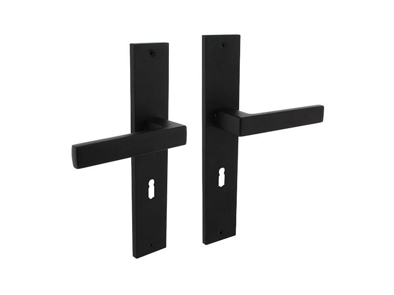 Intersteel Deurkruk Hera op schild 245x45 mm sleutelgat 56 mm mat zwart