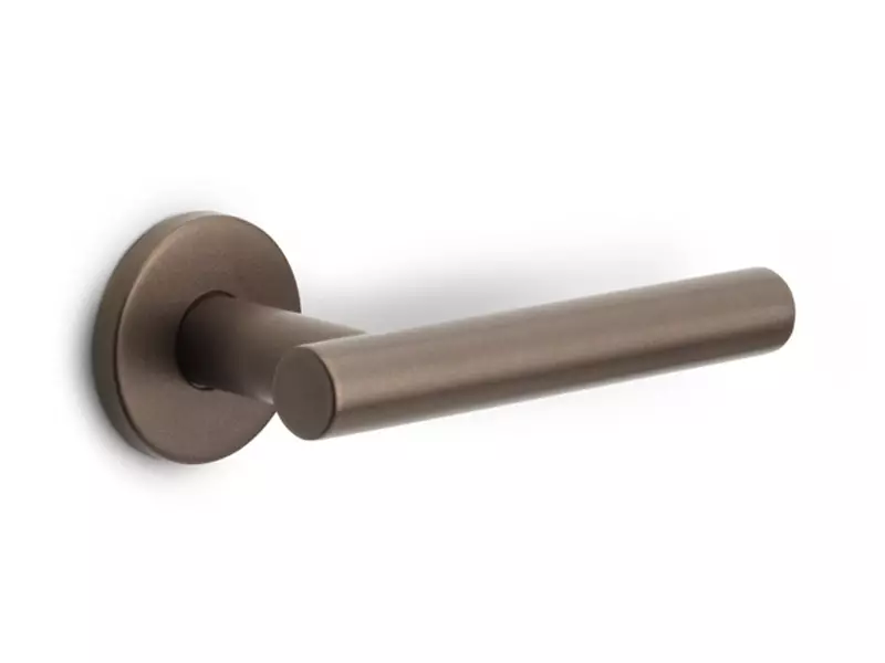 Deurklink Brons Rome 135mm op ronde verende rozet