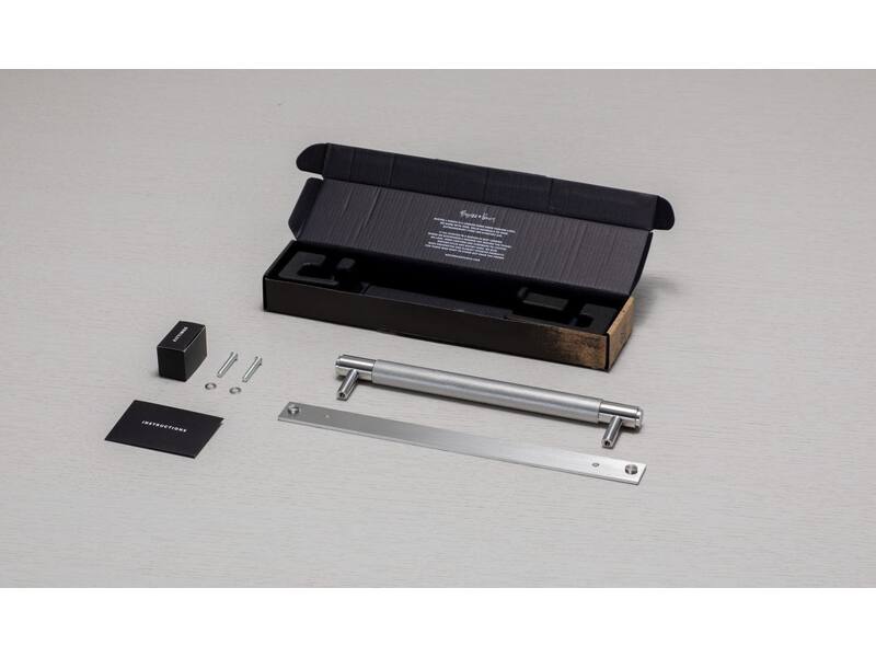 Meubelgreep Cross met plaat RVS diamond-cut 260mm 300mm, h.o.h. 225mm