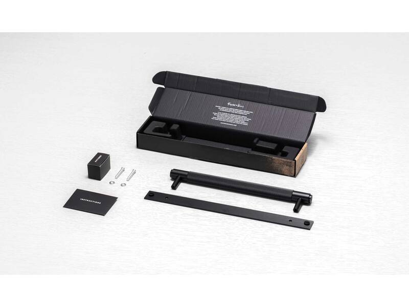 Meubelgreep Cross met plaat Zwart diamond-cut 360mm 400mm, h.o.h. 325mm