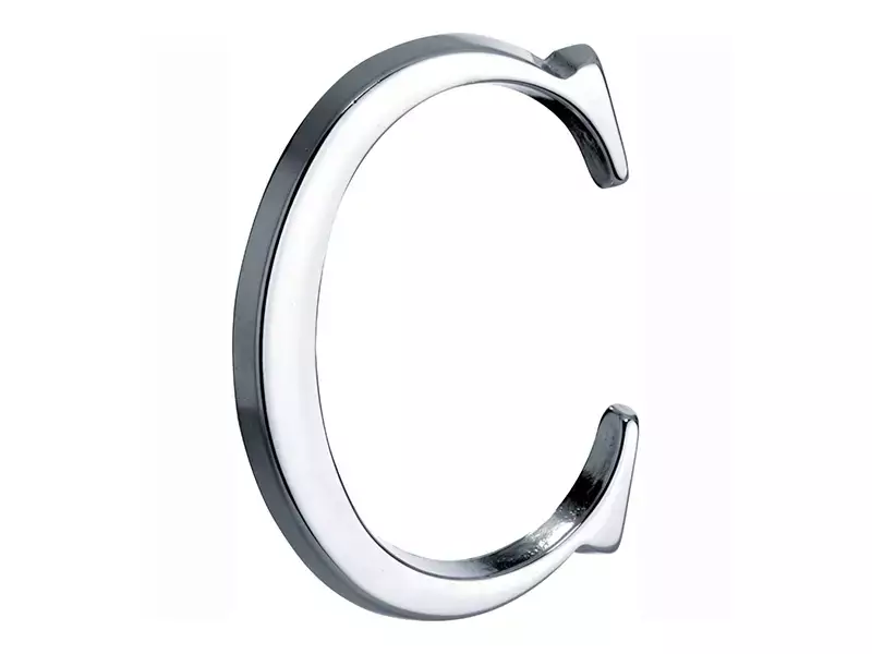 Huisletter Chroom Letter C Roman 50mm