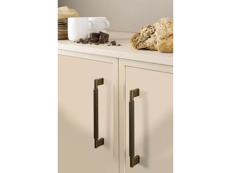 Meubelgreep antiek Brons Arpa hoh 192mm