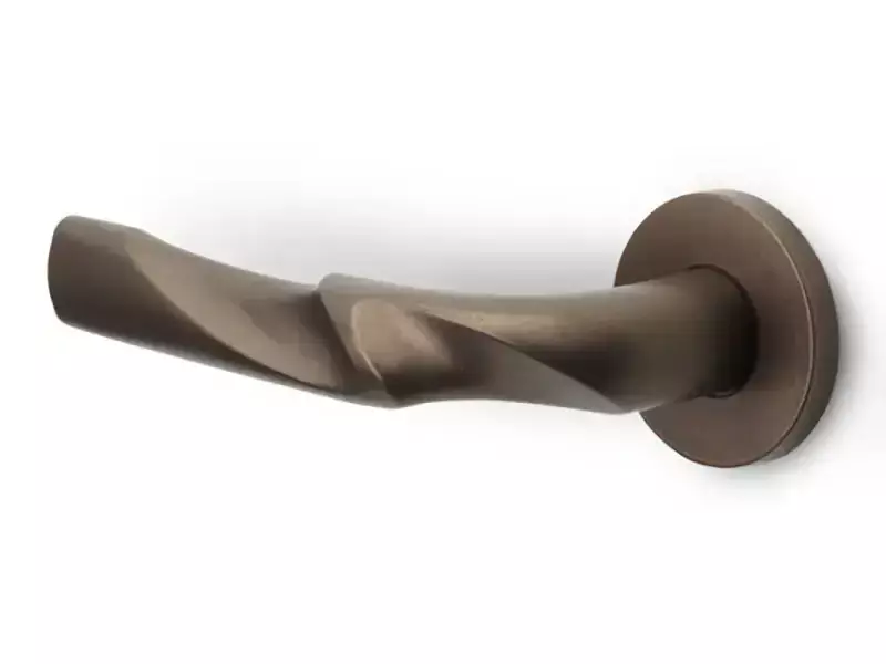 Gatdeel Links Brons Zaha Hadid Eleez ZH100-G geveerd op rozet