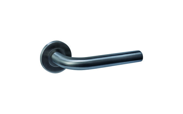 Intersteel Deurkruk Q 02 op rozet verdekt rond 52x6mm PVD antraciet