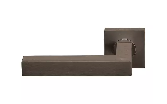 Gatdeel links Brons Formani Basics BSQ1-G geveerde op Rozet