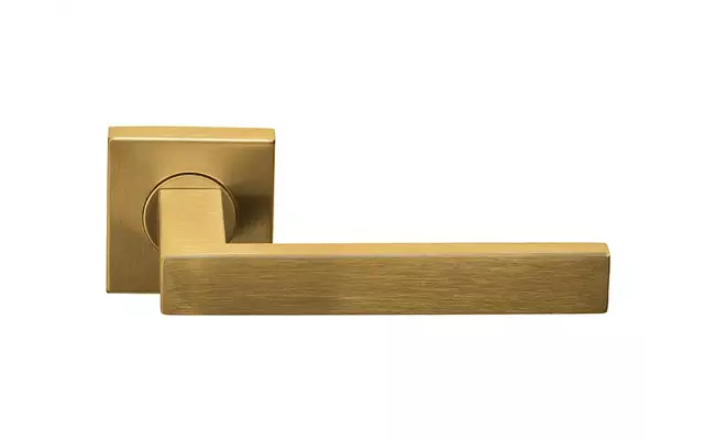 Gatdeel rechts Mat goud PVD  Basics BSQ2-G geveerd op rozet