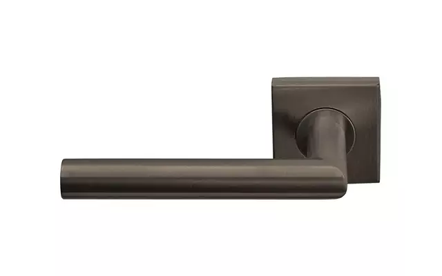Gatdeel links Brons Formani Basics LB2-19BSQ53 geveerde op Rozet