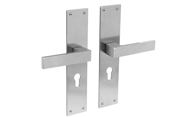 Intersteel Deurkruk RVS Amsterdam op schild 250x55x2mm PC55