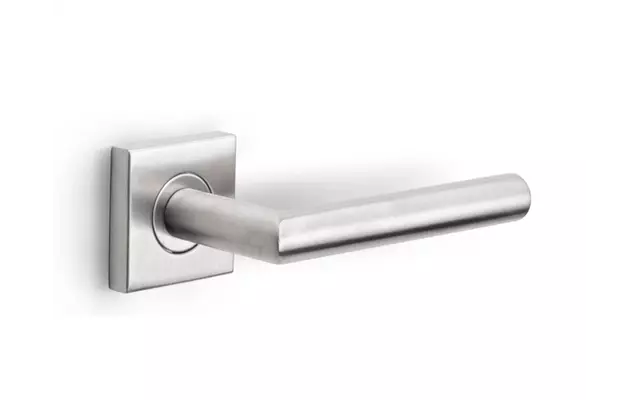 Deurklink RVS Palermo 135mm op vierkante verende rozet