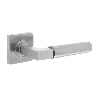 Intersteel Deurkruk Bau-stil op vierkant rozet rvs geborsteld
